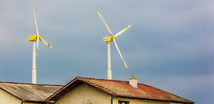 What Is The Role Of Wind Energy In Decentralized Power Generation?