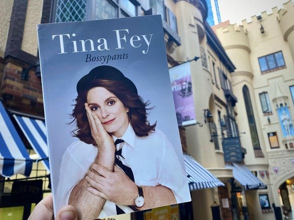 Bossypants by Tina Fey - Summary and Review