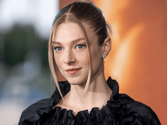 Hunter Schafer Net Worth: Real Name, Age, Bio, Family, Career, Awards