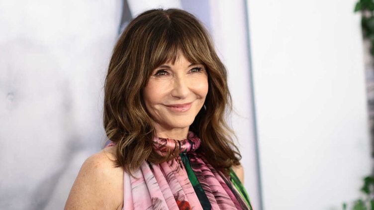 Mary Steenburgen Net Worth: Real Name, Age, Biography, BoyFriend, Family, Career and Awards